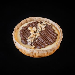 Dolce Tarta De Quesitos Y Yogurt Con Nutella Y Avellanas