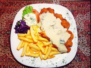 Pohana piletina bešamel