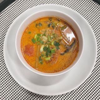 Tom yum- Zupa krewetkowa ostro-kwaśna