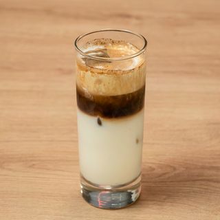 Kawa z mlekiem kokosowym