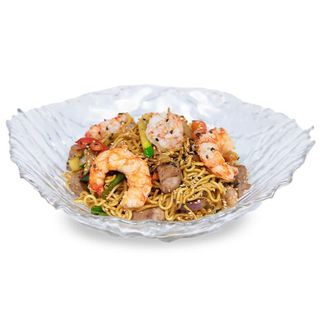 Yakisoba de Langostinos y Pluma.