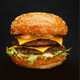 Double Cheese(BURGER+CARTOFI)