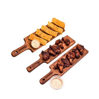 10 Pcs Chicken Wings and Garlic Bread