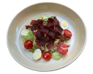 Салат з бастурмою (210г)