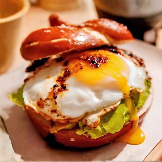 Egg burger