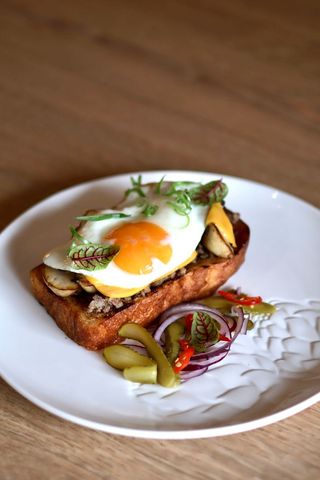 Бриошь с трюфельной говядиной