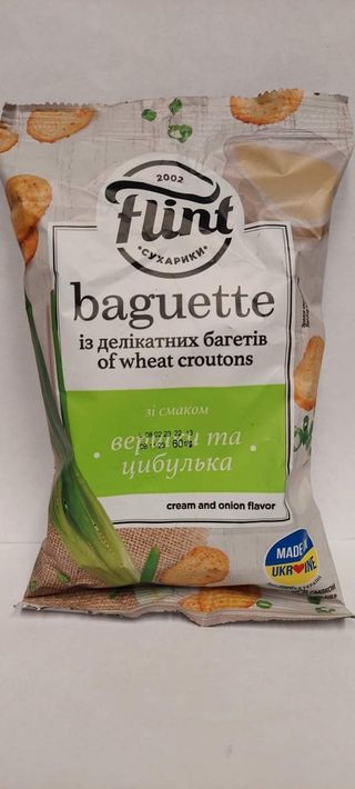 Sucharki Flint baguette o smaku śmietanki i cebulki