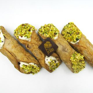 4 Cannoli siciliani pistacchio