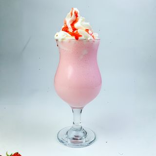 Клубничный молочный коктейль (0,3 л.)