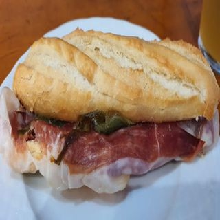 Bocadillo De Jamón Ibérico