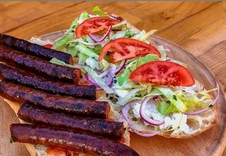 Svježa roštiljska ljuta kobasica 200g