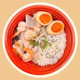 Donburi con gamberi