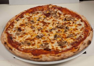 Пица Салами  Малка-Римска