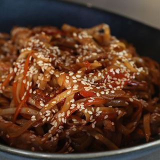 Udon z krewetką teryjaki.