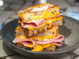 Чізі СЕНДВІЧ, please