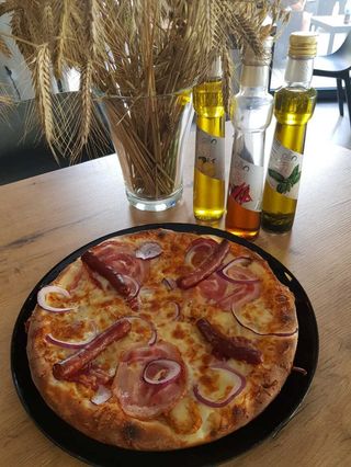 Pizza Rzeźnicka 30cm