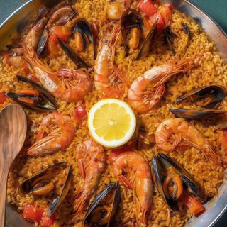 Paella Mixta (Para 2 Personas)