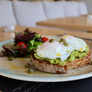 Авокадо тост (300г)