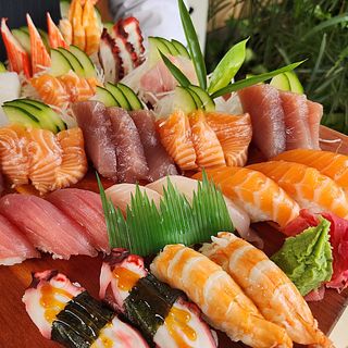 Sashimi and Sushi Platter