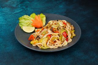 Udon noodle povrće