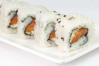 Uramaki Salmone e Philadelphia