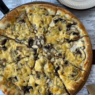 ПІЦА ЖУЛЬЄН (велика 42 см) 1000 г