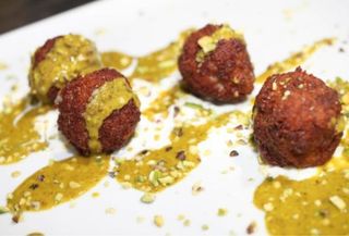 Polpettine con pistacchio e parmigiano - 6 pezzi