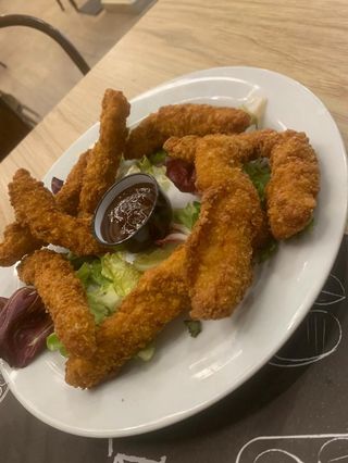 Lagrimitas de pollo 1/2 ración