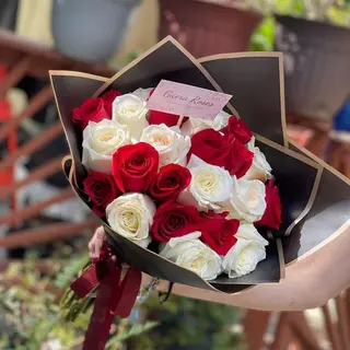 20 roses rouges blanches