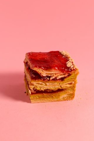 Наполеон фісташка-малина ваговий