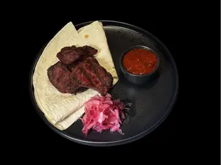 Шашлик з телятини (100г)