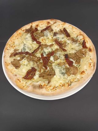 Pizza bianca al funghi porcini