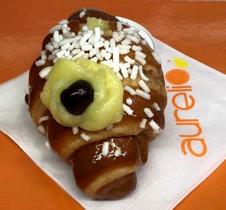 Cornetto ischitano con crema e amarena