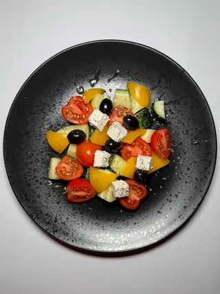 Салат Грецький (300г)