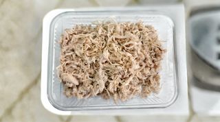 Pollo Desmenuzado (100 G.)