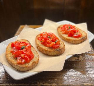 Bruschetta al pomodoro 3 pezzi