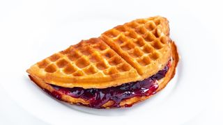 Waffle cu dulceață de vișine
