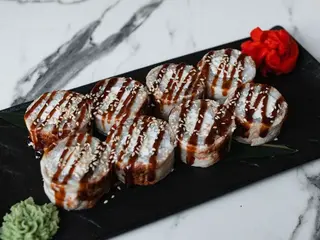 Філадельфія класична з вугрем (380g)