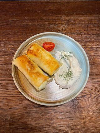 ბლინები ხორცით და არაჟნით/Pancakes with meat and sour cream