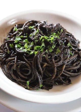 Spaghetti al nero di seppia