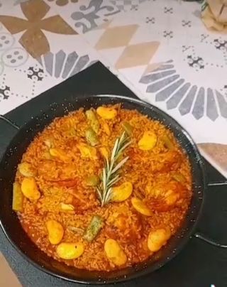 Paella valenziana