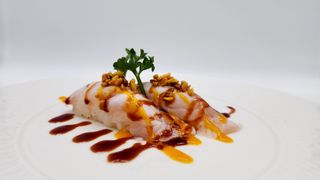 Nigiri branzino flambé
