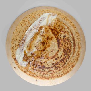 Сладкостела ( палачинка)