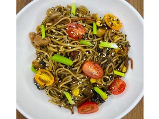 Удон з куркою та грибами (355g)