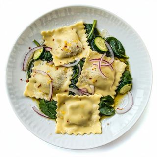 Ravioli ricotta e spinaci con zucchine e zafferano