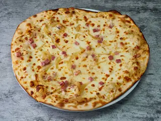 Pizza Carbonara