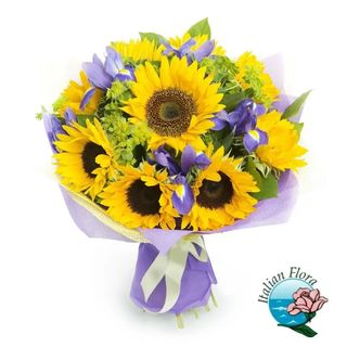 Bouquet di girasoli e fiori viola