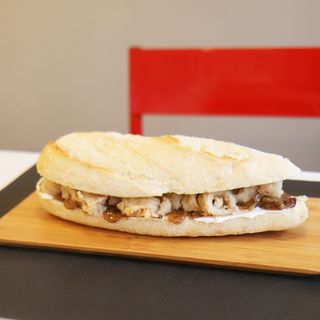 Bocadillo  De Calamares