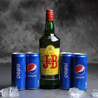 Pachet J&B Cola
