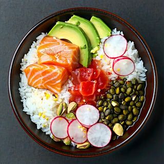 Pokè bowl misto